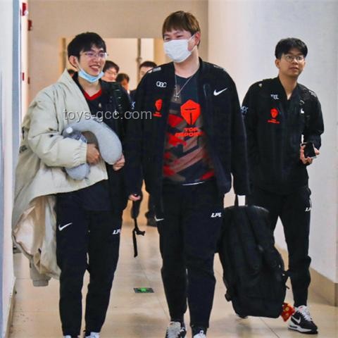 JackeyLove赛后致歉案例分析：战队失利与公众应对